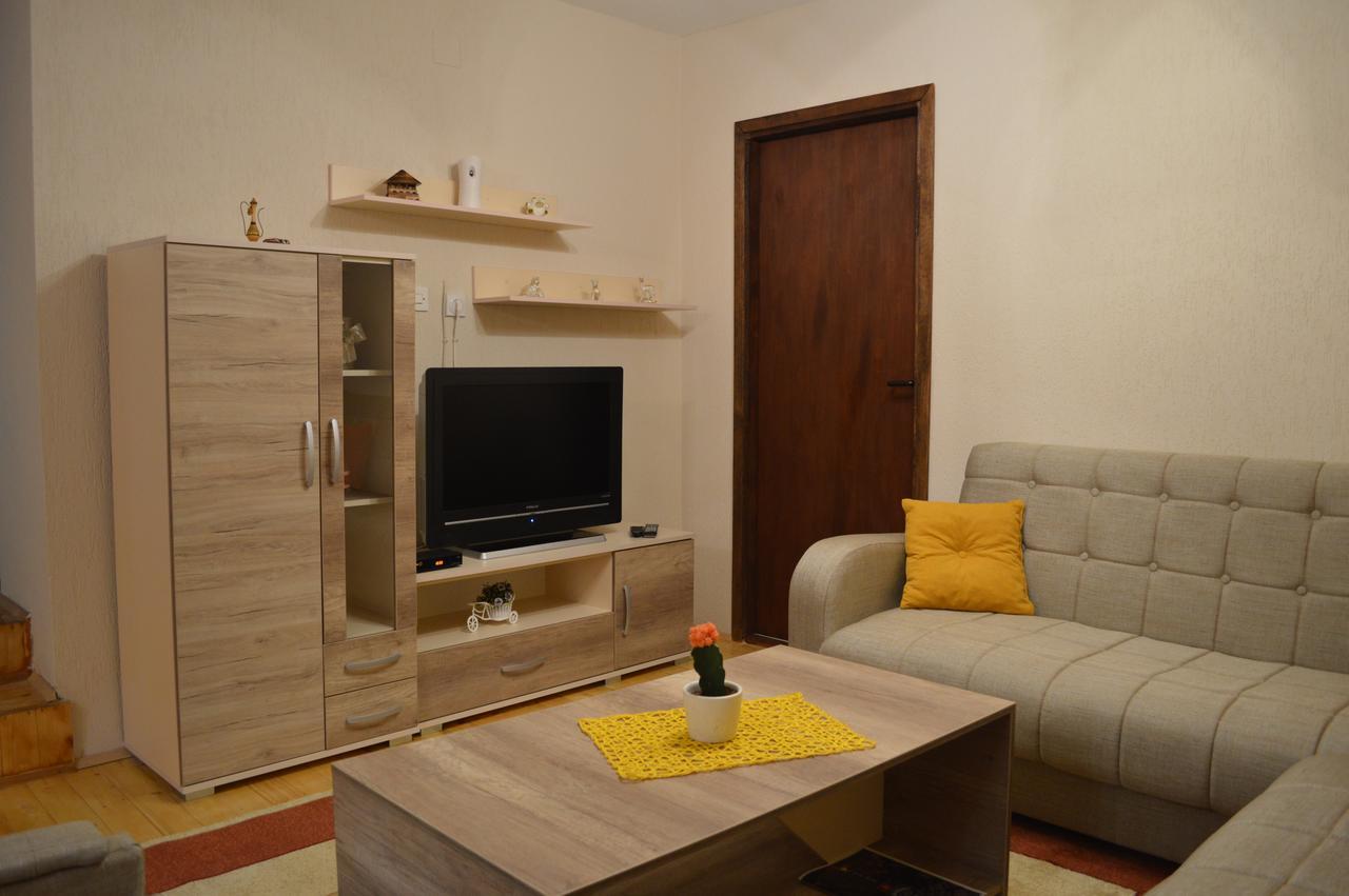 Etno Restoran Ranc Motel Radibus Dış mekan fotoğraf
